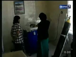 Bayi Dibuang Dalam Kantong Plastik Hitam