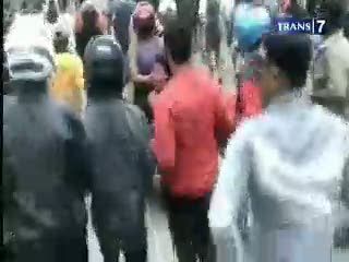 Anarkis Massa dan Kegagalan Intelejen Negara