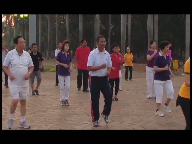 Gangnam Style Versi Dahlan Iskan