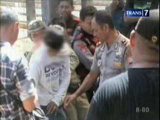  Praktek Ilmu Hitam, Pemuda Gerayangi Gadis