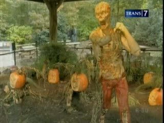 Ukiran Zombie Labu untuk Rayakan Halloween