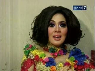 Rambut Bob Baru Syahrini, Bawa Hoki