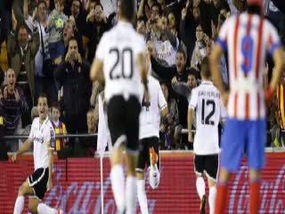 Valencia Taklukkan Atletico Madrid