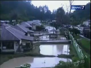 Tanggul Lumpur Lapindo Terancam Banjir