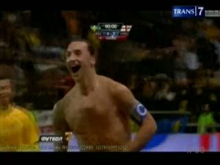 Quat-trick Ibra Cukur Perlawanan Inggris