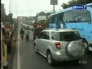 Libur Panjang Usai, Kemacetan Merajalela