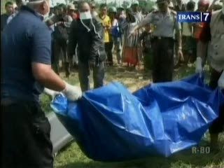 Maling Motor Dibakar Warga