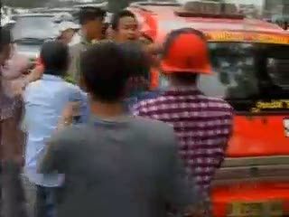 Aksi Mogok, Sopir Sweeping Angkot