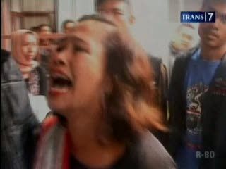 Sidang Pemerkosaan Berlangsung Ricuh