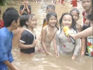 Banjir, Sesuatu yang Menyenangkan Bagi Sebagian Orang
