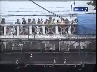 Pria Tewas Tertabrak Kereta Api
