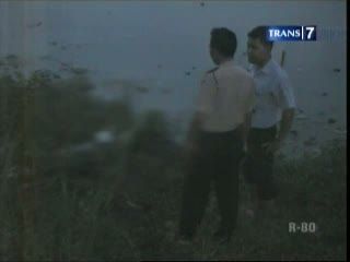 Pria Berjimat Tewas Mengambang
