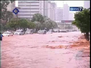 Banjir Genangi Ratusan Rumah