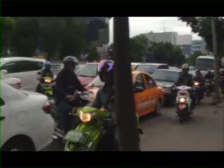 Agar Jalur Steril, Separator Busway Ditinggalkan