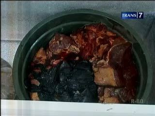 Penggilingan Bakso Berbahan Daging Babi