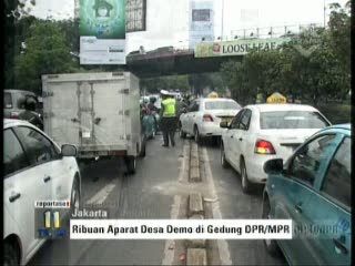 Aksi Unjuk Rasa Perangkat Desa 