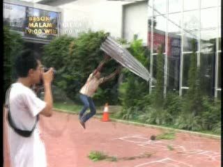 Demo tolak Pembangunan Apartemen Ricuh