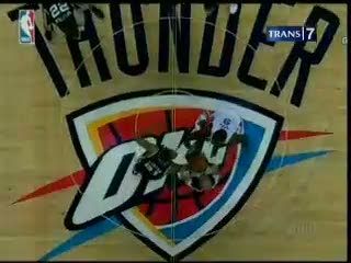 Spurs Tersambar Petir Thunder