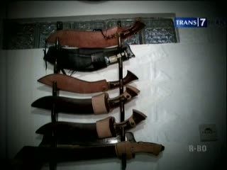 Pustaka Indonesia: Legenda Golok Cibatu
