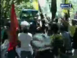 Kunjungan Wakil Presiden Disambut Kericuhan