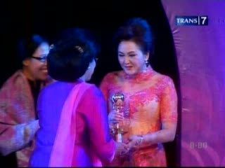 Trans7 Raih Dian Award