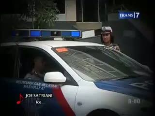 Tips Aman Berkendaraan Kala Hujan Lebat