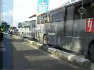 Akibat Rem Blong, 2 Bus TransJakarta Bertabrakan