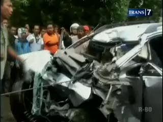 Tabrakan Beruntun, 3 Tewas