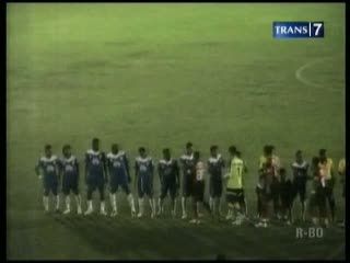 Persipura Tahan Imbang Persib