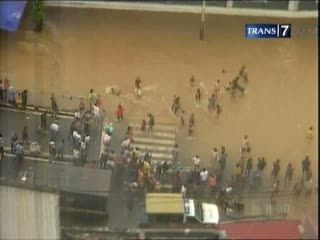 Pantauan Banjir di Udara