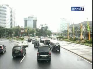 Banjir Mulai Surut, Angkot Belum Beroperasi