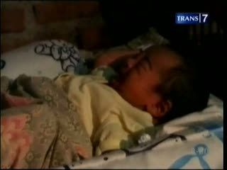 Lahir di Pengungsian, Namai Anak Demi Kenang Banjir
