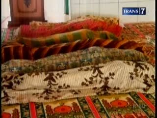 Tanah Longsor, 4 Meninggal Dunia