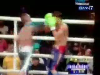 Petinju Muda, Meregang Nyawa di Ring