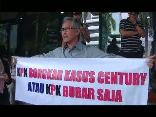 Pong Harjatmo Minta KPK Kembali Usut Century