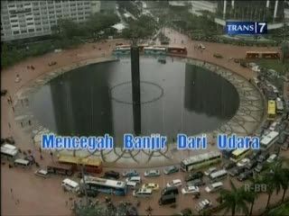 Mencegah Banjir dari Udara