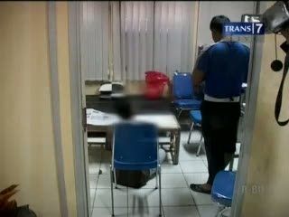 Nasib Sopir Angkot, Niat Baik Jadi Petaka