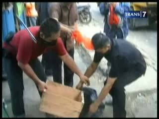 Bayi Dibuang di Selokan dan Tempat Sampah