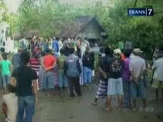 Sadis! Pasutri Dibantai Kawanan Perampok