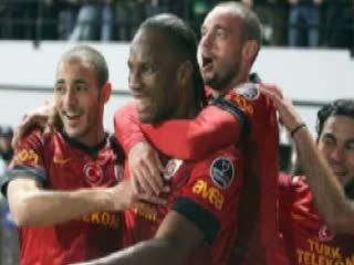 Galatasaray Andalkan Drogba dan Sneijder
