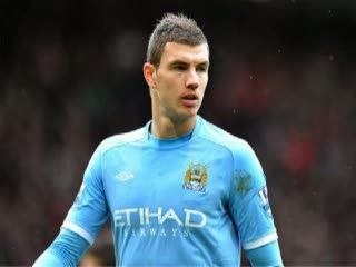 Demi Dortmund, Dzeko Rela Dipotong Gaji