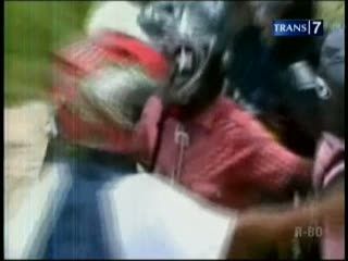 Halau Demo, Polisi Keluarkan Tembakan