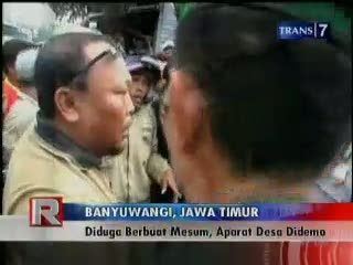 Diduga Berbuat Mesum, Aparat Desa Didemo