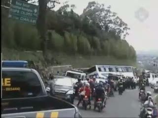 Kecelakaan Maut Bus, 15 Tewas