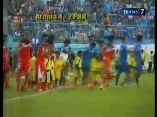 Hujan Gol di Kanjuruhan