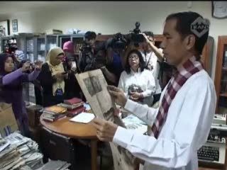 Jokowi Kunjungi Taman Ismail Marzuki