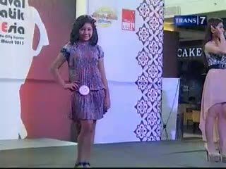 Festival Batik Remaja Indonesia