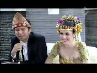 Setelah Nikah, Arumi Akan Ikut Emil ke Amerika