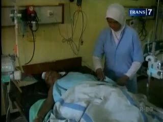 Kaki Bocah Putus, Didorong dari Kereta