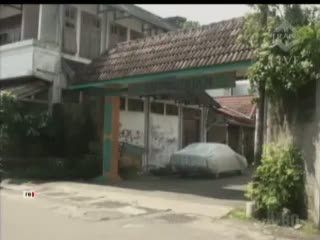 Keluarga Korban Pencabulan Mengungsi